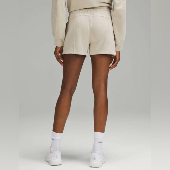 lululemon athletica Pants - NWOT Lululemon Softstreme High-Rise Short 4" Mojave Tan